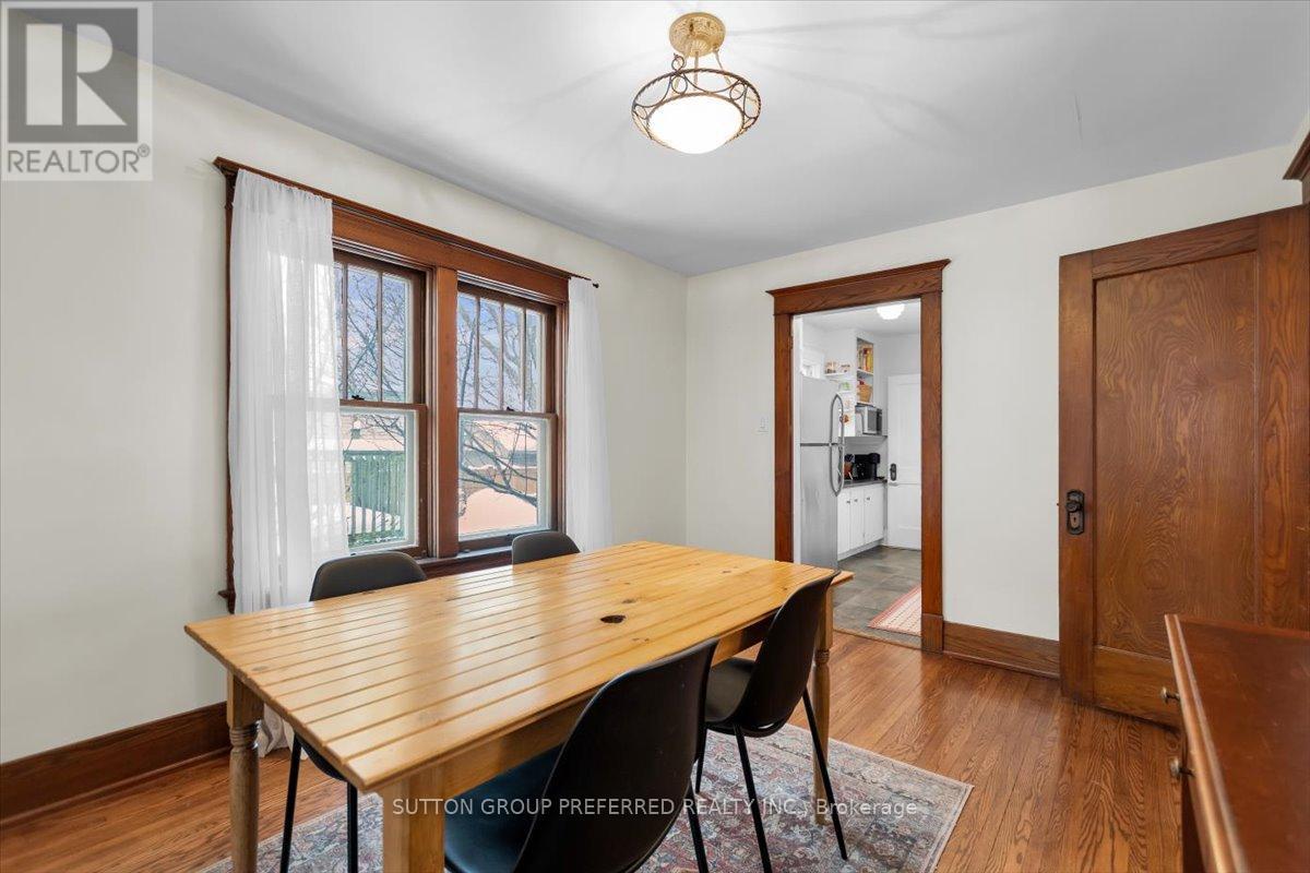 18 Tecumseh Avenue E, London South (South F), ON - Indoor Photo Showing Dining Room