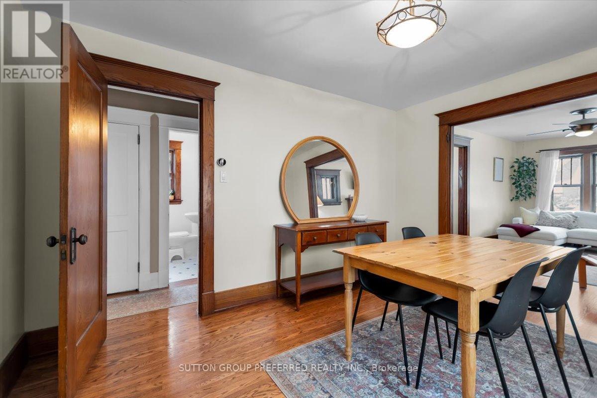 18 Tecumseh Avenue E, London South (South F), ON - Indoor Photo Showing Dining Room