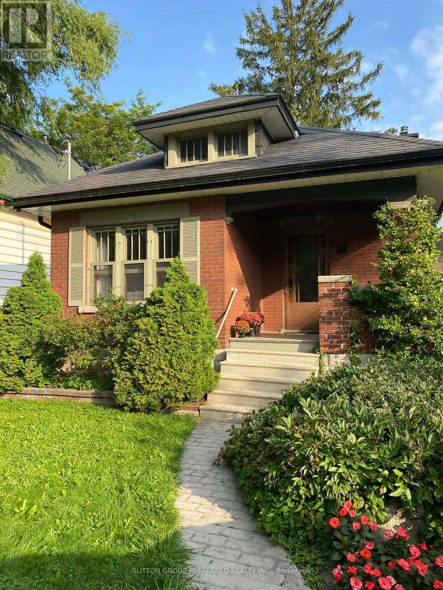 18 Tecumseh Avenue E, London South (South F), ON - Outdoor With Deck Patio Veranda