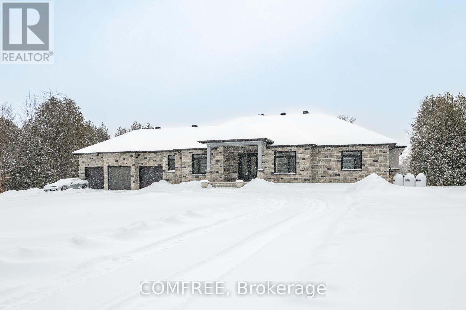 6264 Nick Adams Road, Ottawa, ON - Outdoor