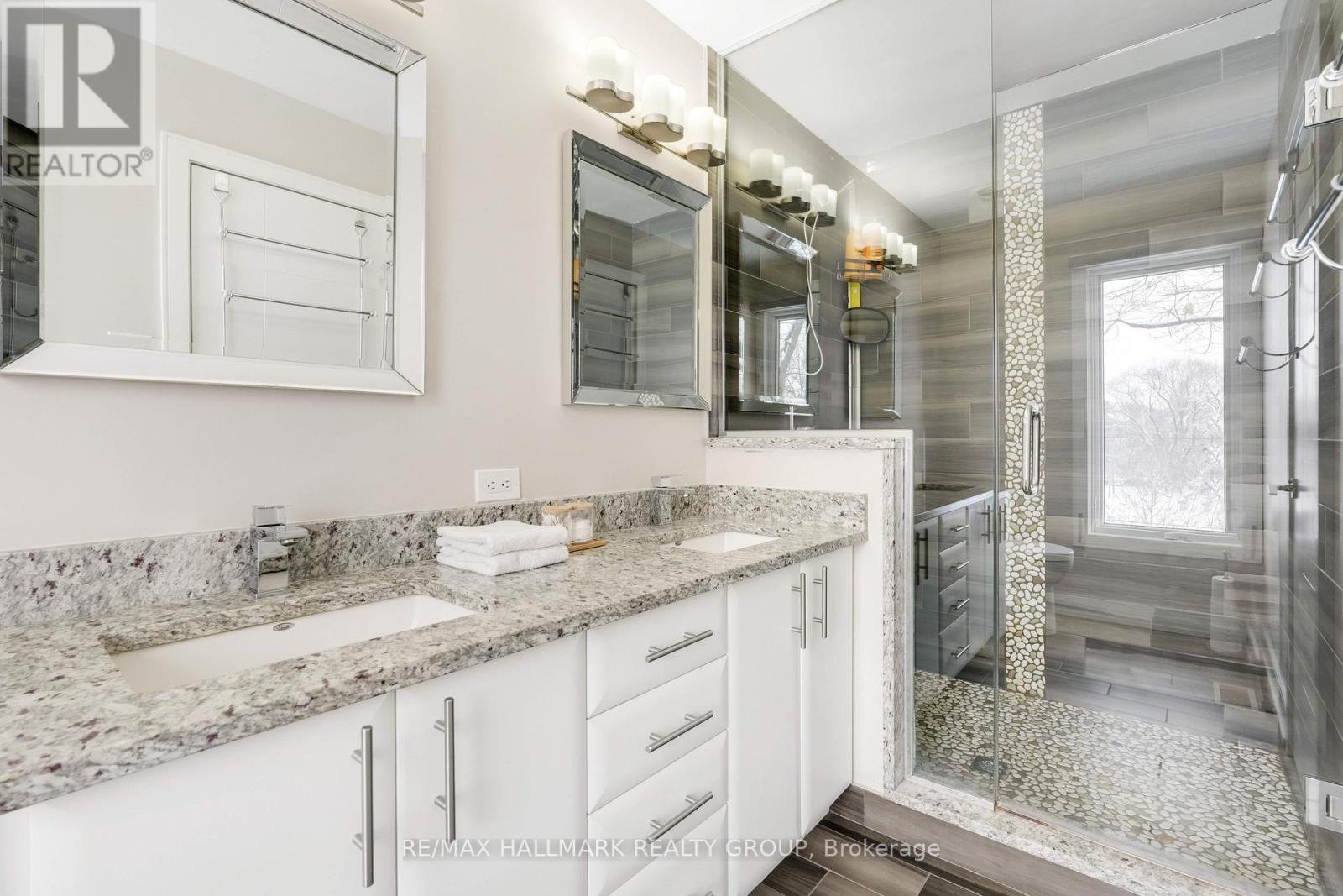 3rd Floor - Ensuite Bathroom 4 piece - 1111 North River Road, Ottawa, ON - Indoor Photo Showing Bathroom