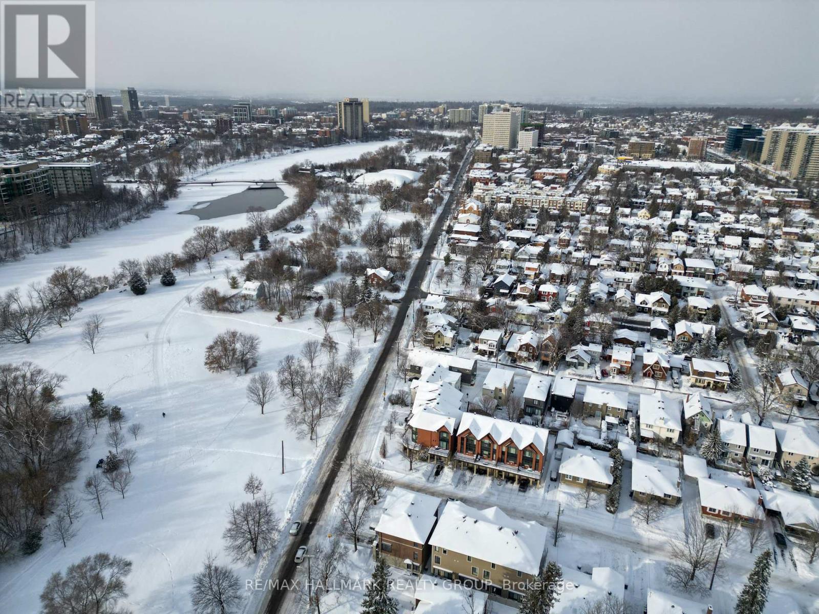 1111 North River Road, Ottawa, ON - Outdoor With View