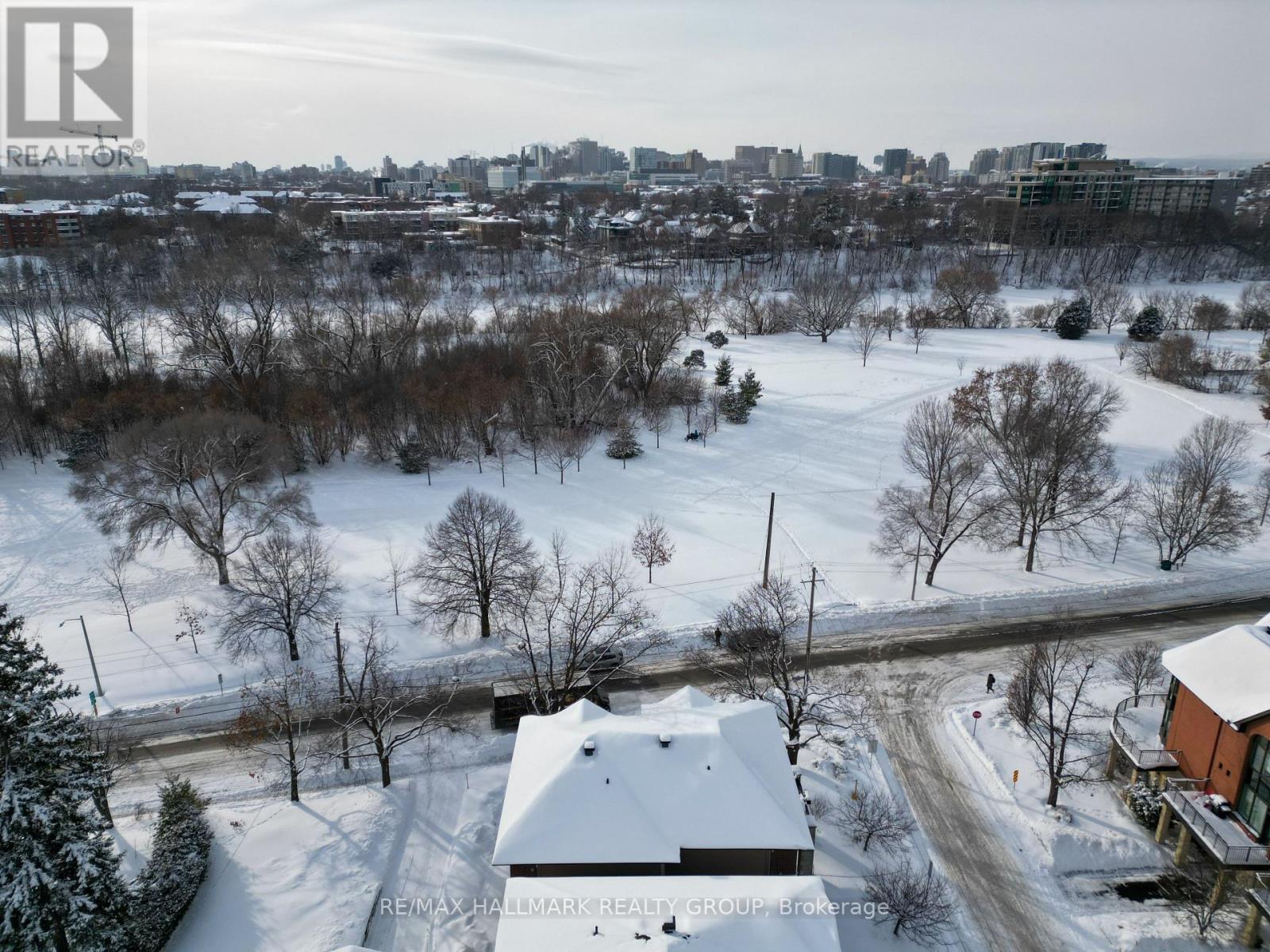 1111 North River Road, Ottawa, ON - Outdoor With View