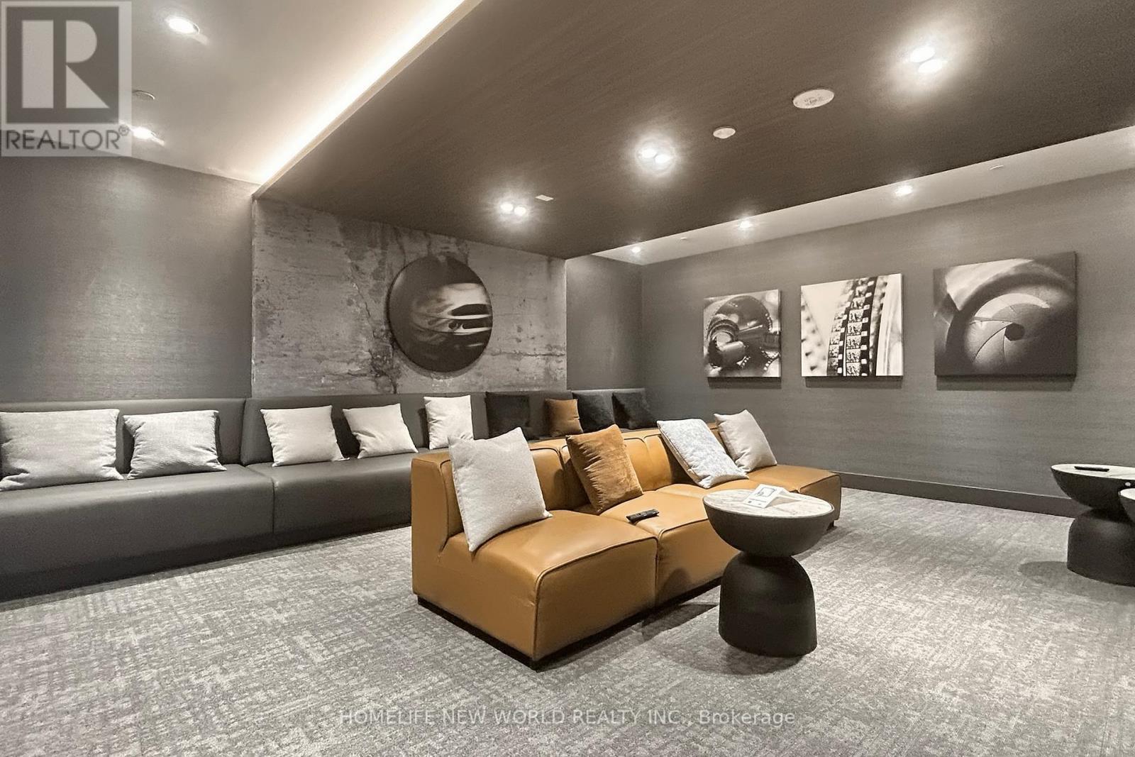 1004 - 308 Jarvis Street, Toronto, ON - Indoor