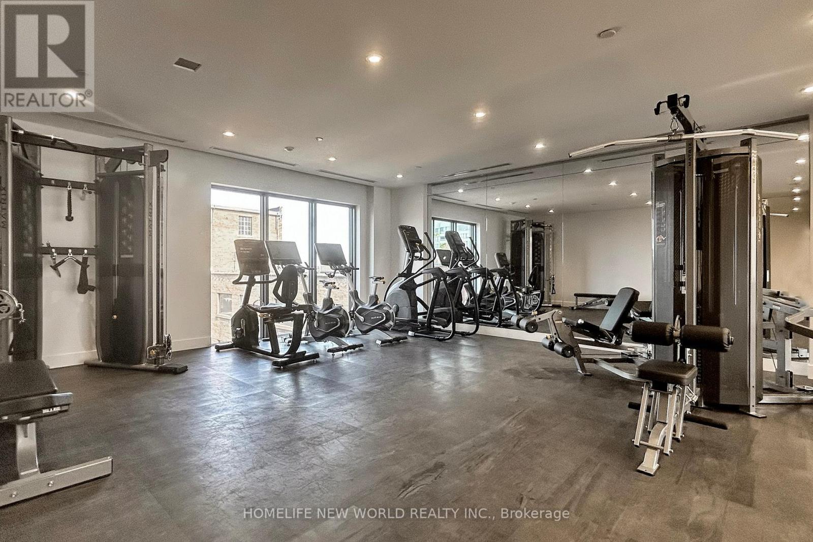 1004 - 308 Jarvis Street, Toronto, ON - Indoor Photo Showing Gym Room