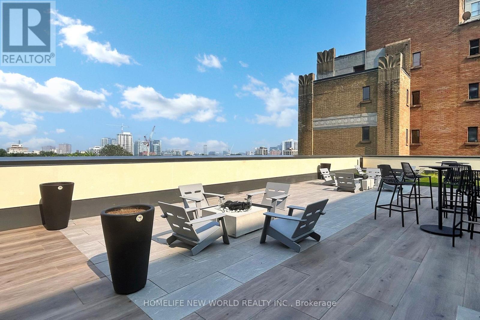 1004 - 308 Jarvis Street, Toronto, ON - Outdoor