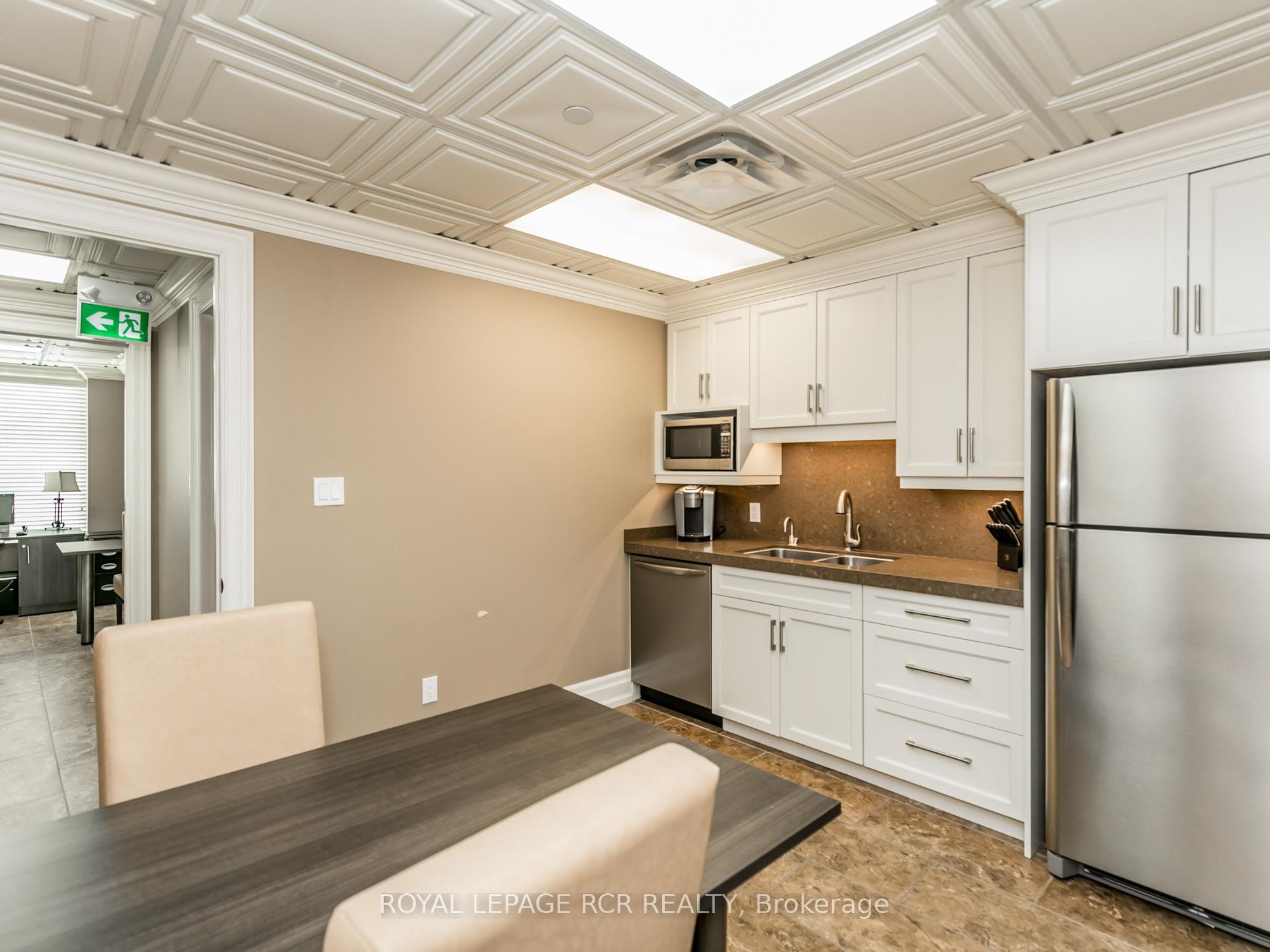 6 & 7-350 Harry Walker Parkway N, Newmarket, ON