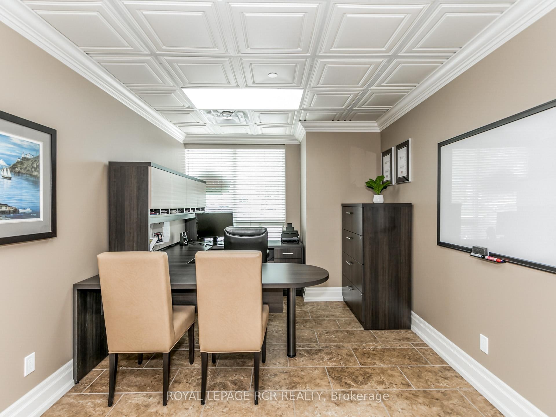 6 & 7-350 Harry Walker Parkway N, Newmarket, ON