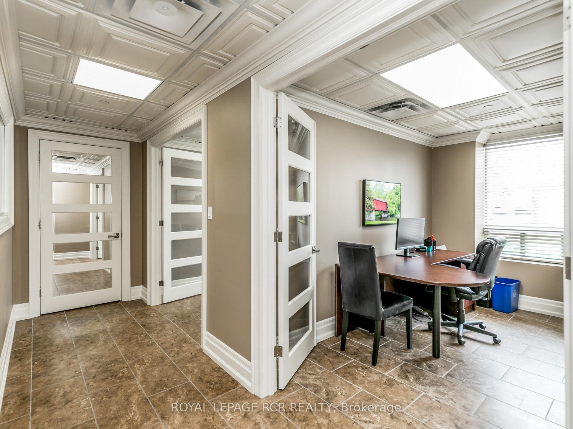 6 & 7-350 Harry Walker Parkway N, Newmarket, ON