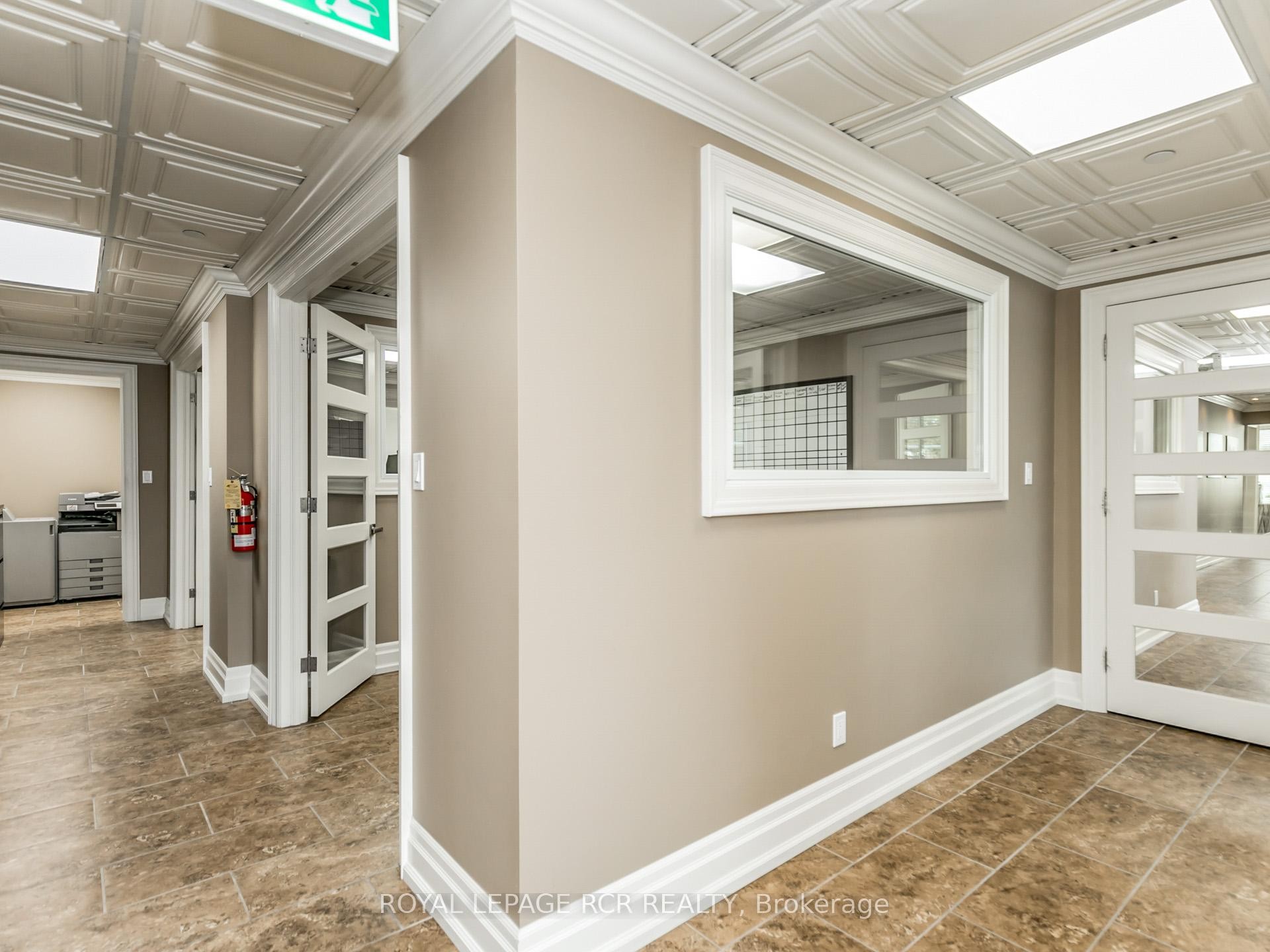 6 & 7-350 Harry Walker Parkway N, Newmarket, ON