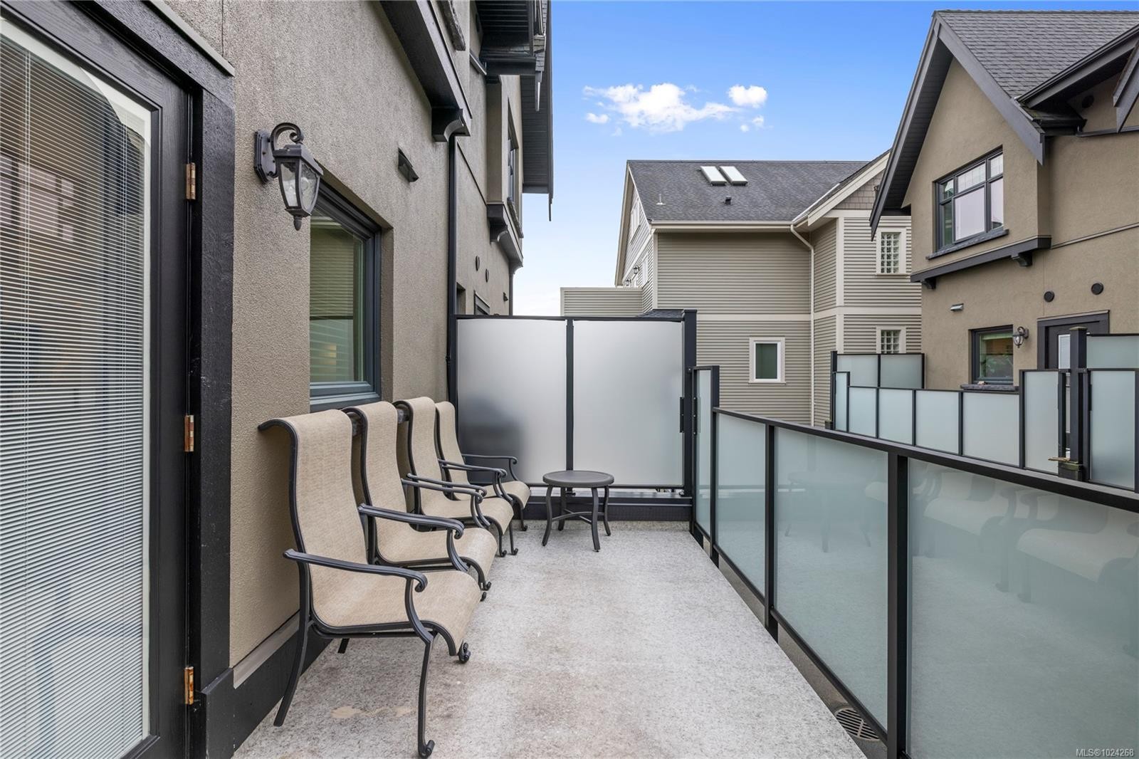 7-237 Second Ave West, Qualicum Beach, BC