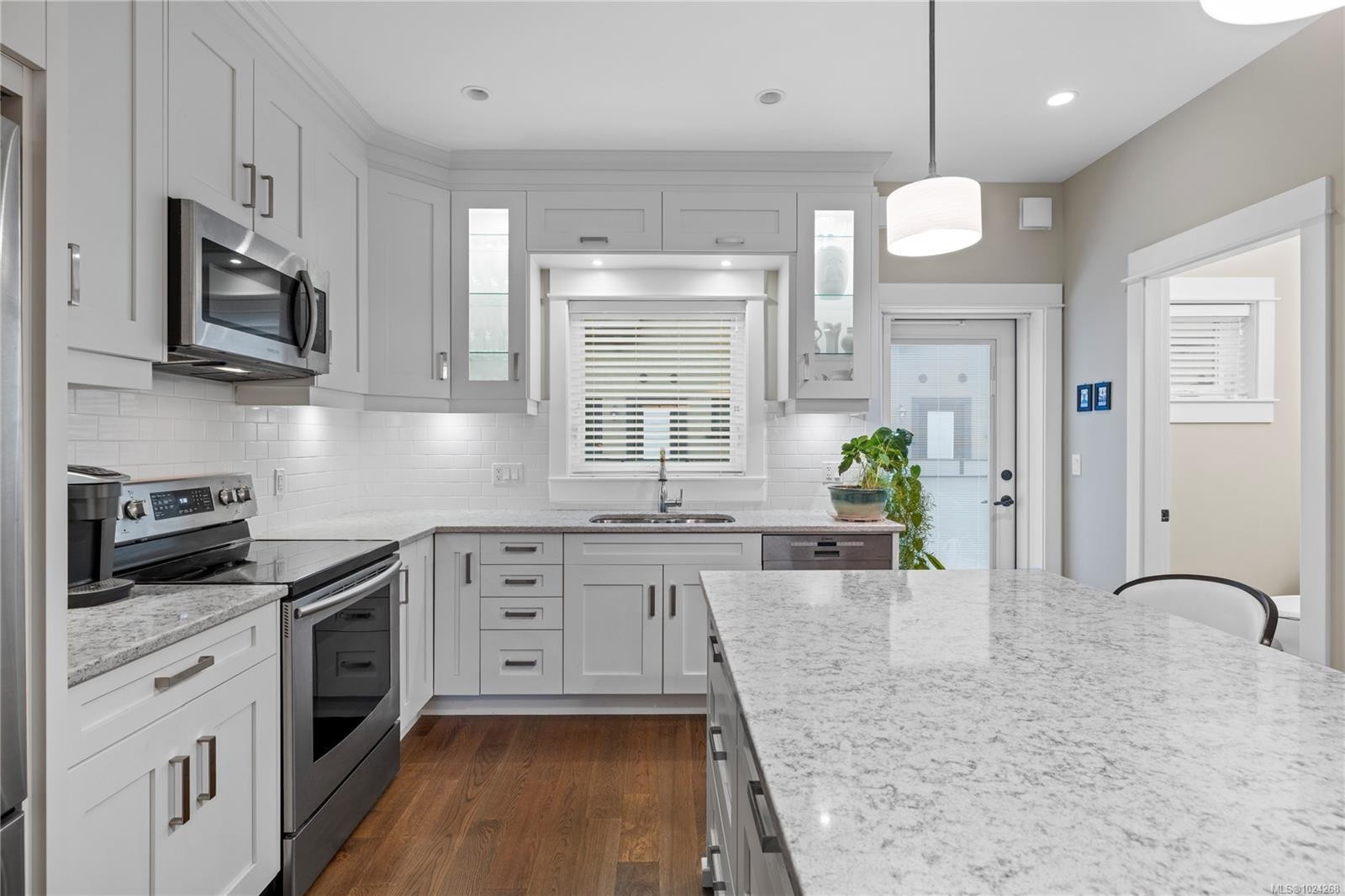 7-237 Second Ave West, Qualicum Beach, BC