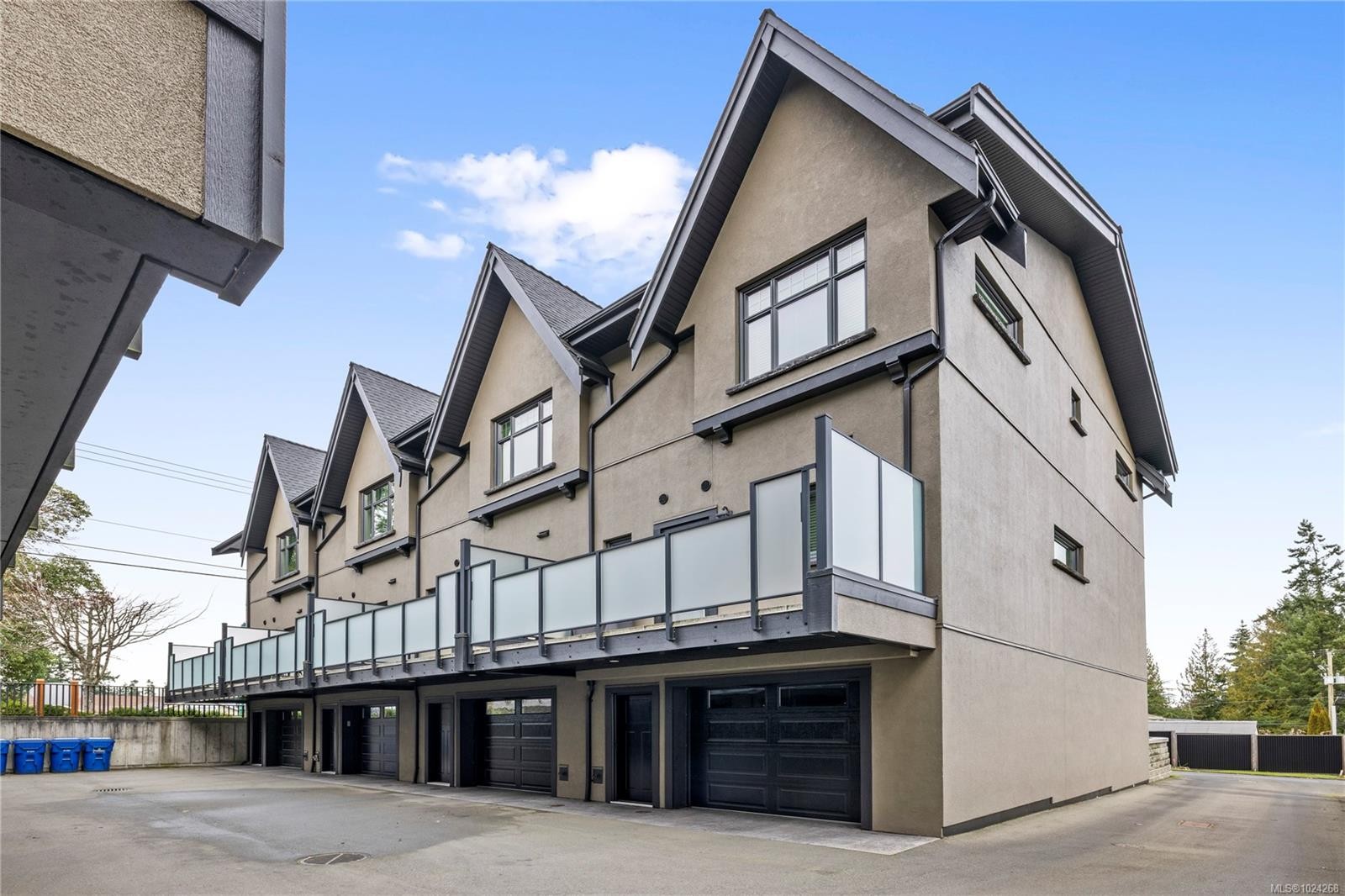 7-237 Second Ave West, Qualicum Beach, BC