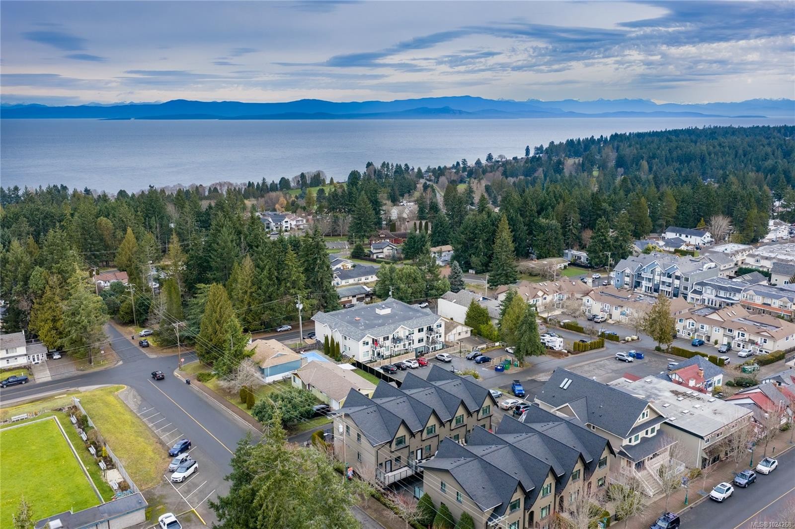 7-237 Second Ave West, Qualicum Beach, BC