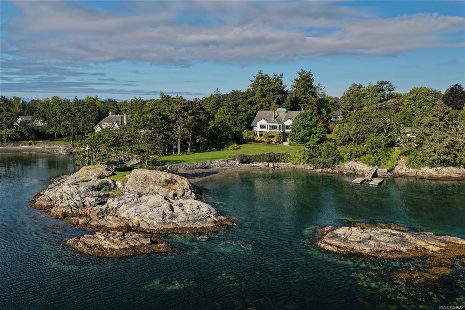 3175 Beach Dr, Oak Bay, BC