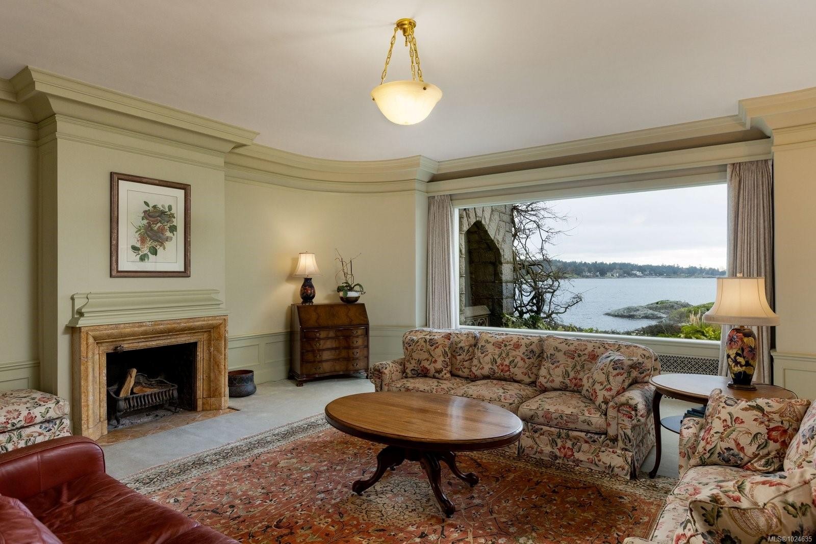 3175 Beach Dr, Oak Bay, BC