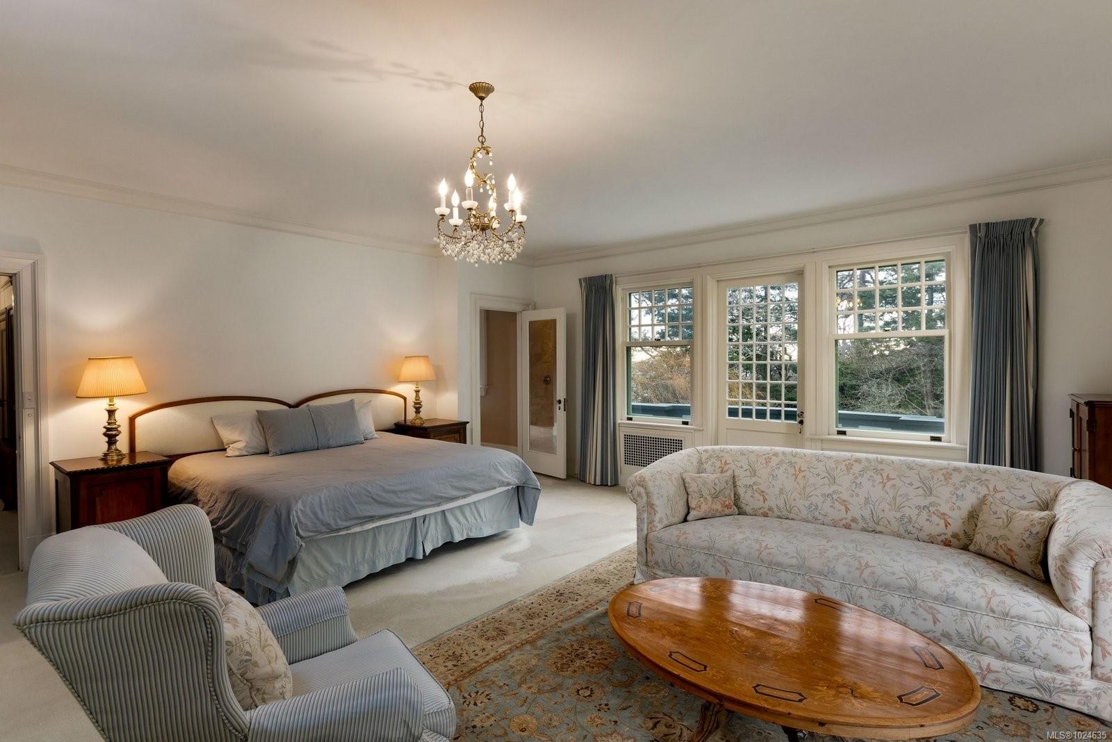 3175 Beach Dr, Oak Bay, BC