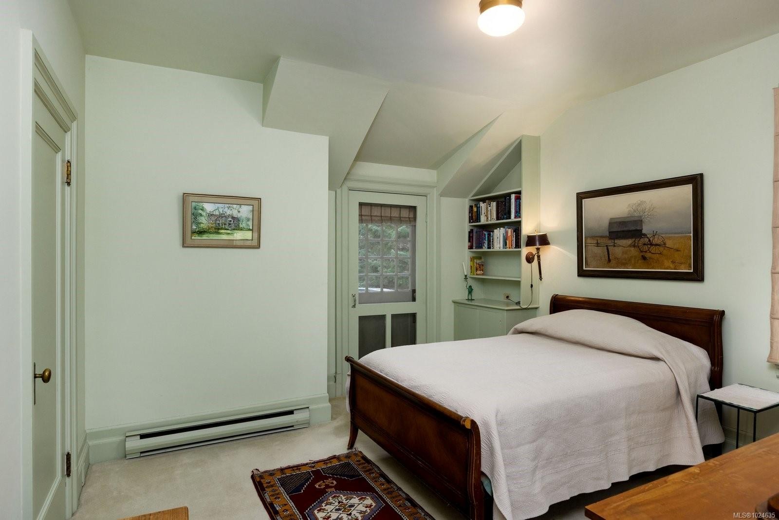 3175 Beach Dr, Oak Bay, BC