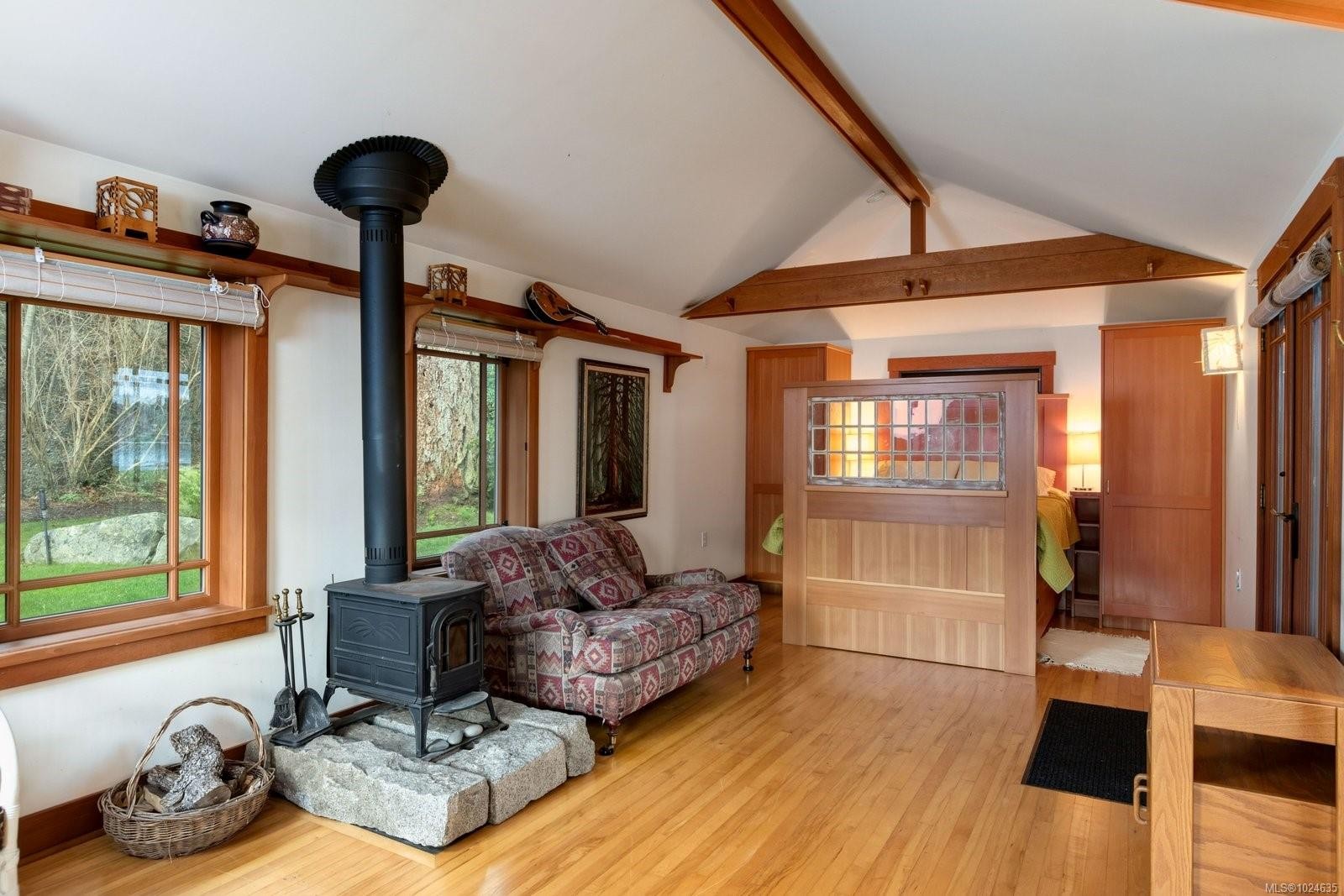 3175 Beach Dr, Oak Bay, BC