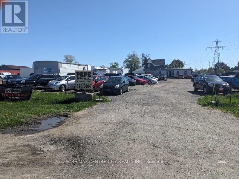 90 Clarke Road, London East (East Q), ON