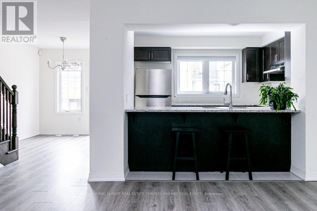 124 Stork Street, Oakville, ON - Indoor