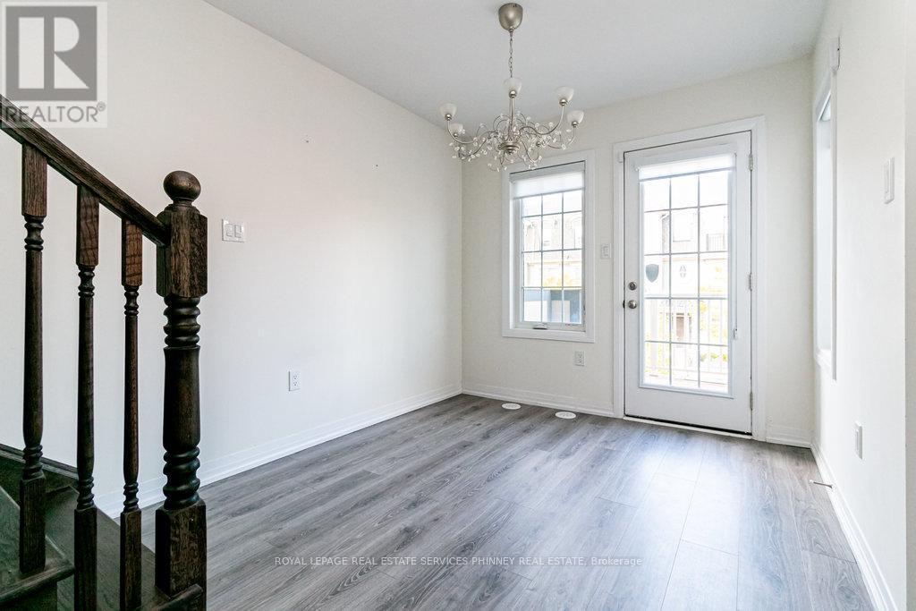 124 Stork Street, Oakville, ON - Indoor Photo Showing Other Room