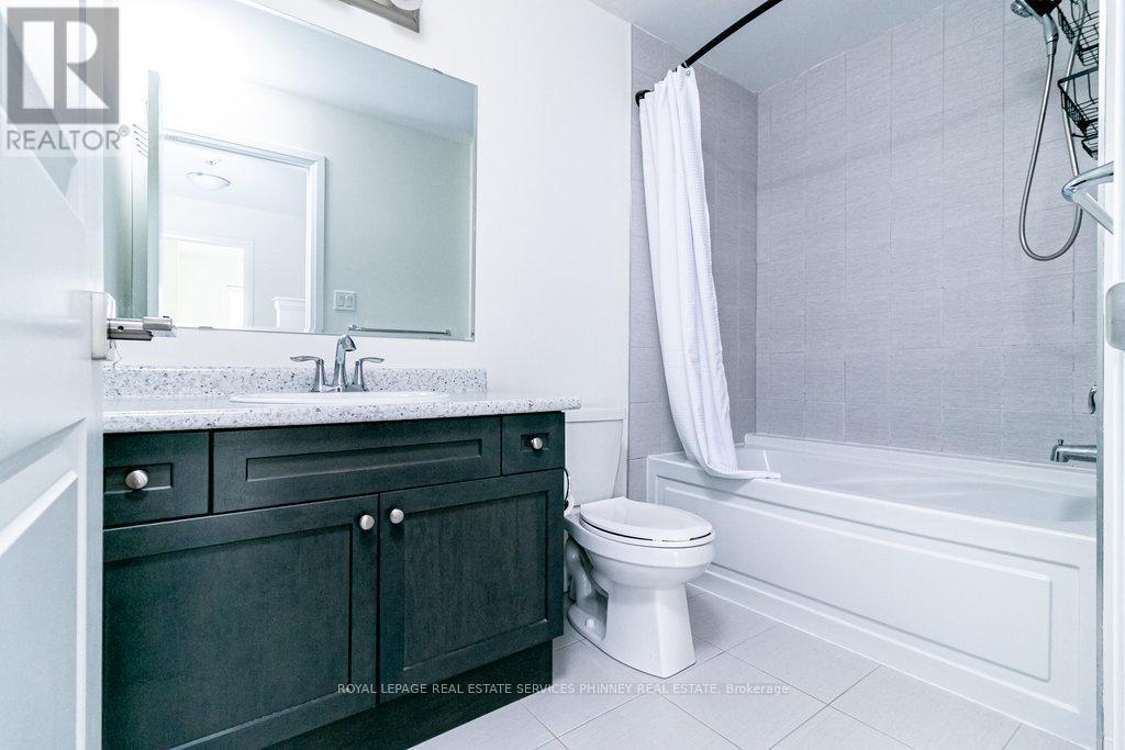 124 Stork Street, Oakville, ON - Indoor Photo Showing Bathroom