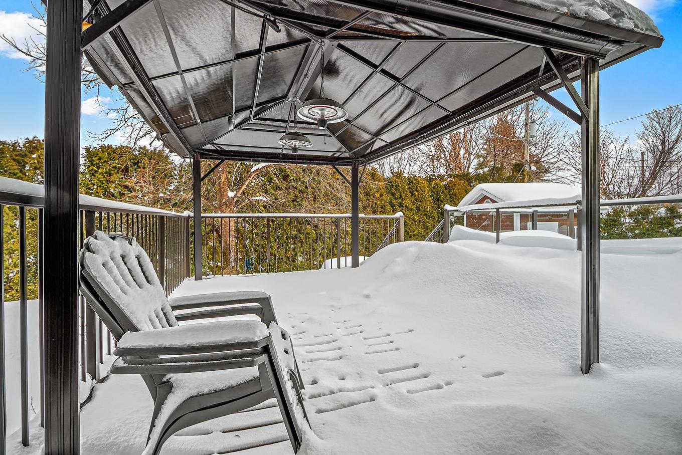 Patio - 1300 Rue Touzeau, Québec (Sainte-Foy/Sillery/Cap-Rouge), QC - Outdoor With Exterior