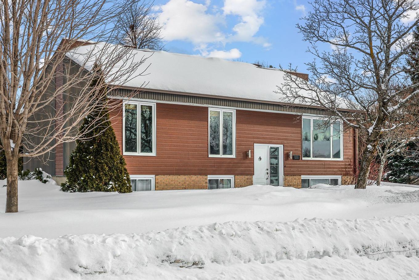 Frontage - 1300 Rue Touzeau, Québec (Sainte-Foy/Sillery/Cap-Rouge), QC - Outdoor