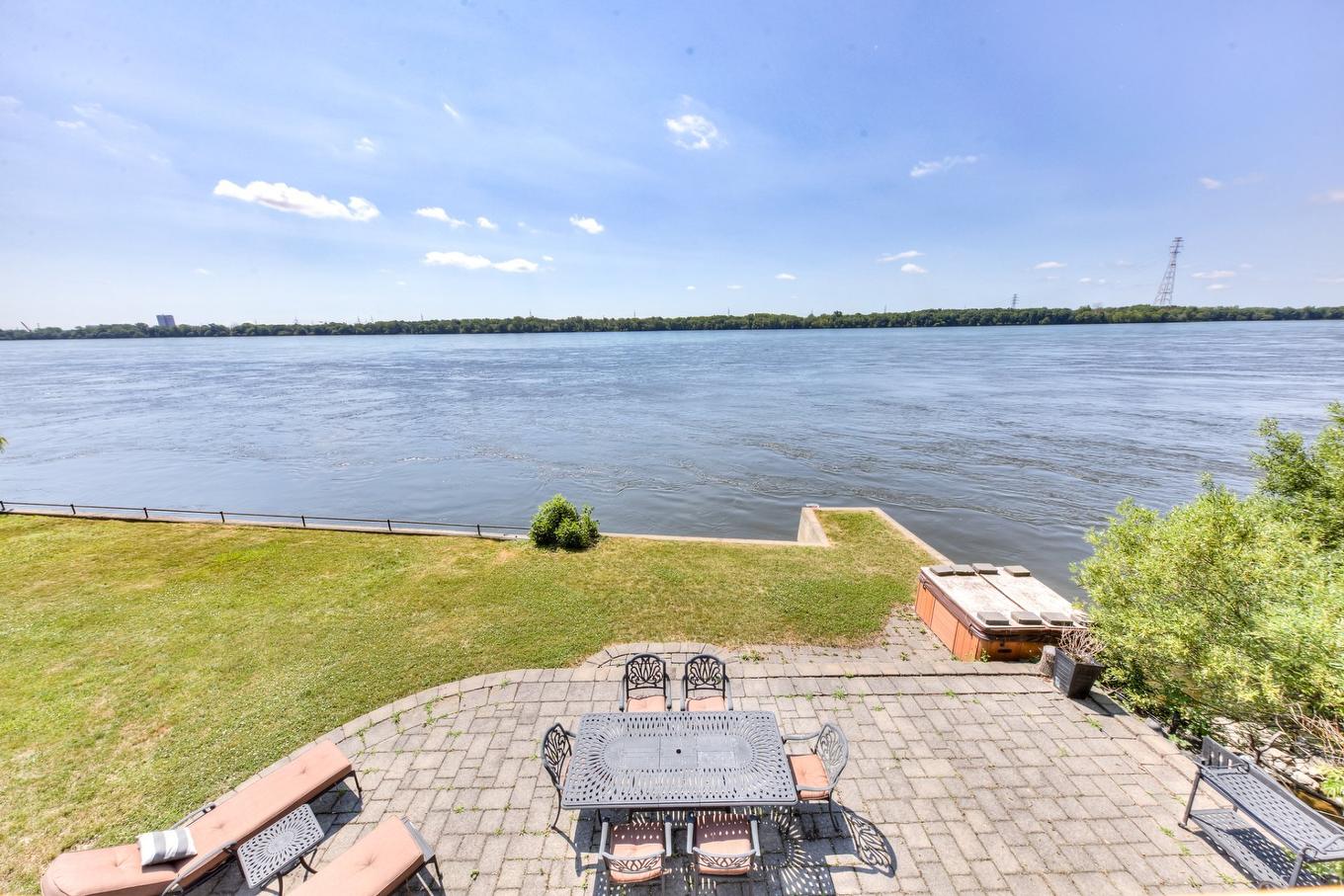 Cour - 8730 Boul. Lasalle, Montréal (Lasalle), QC - Outdoor With Body Of Water With View