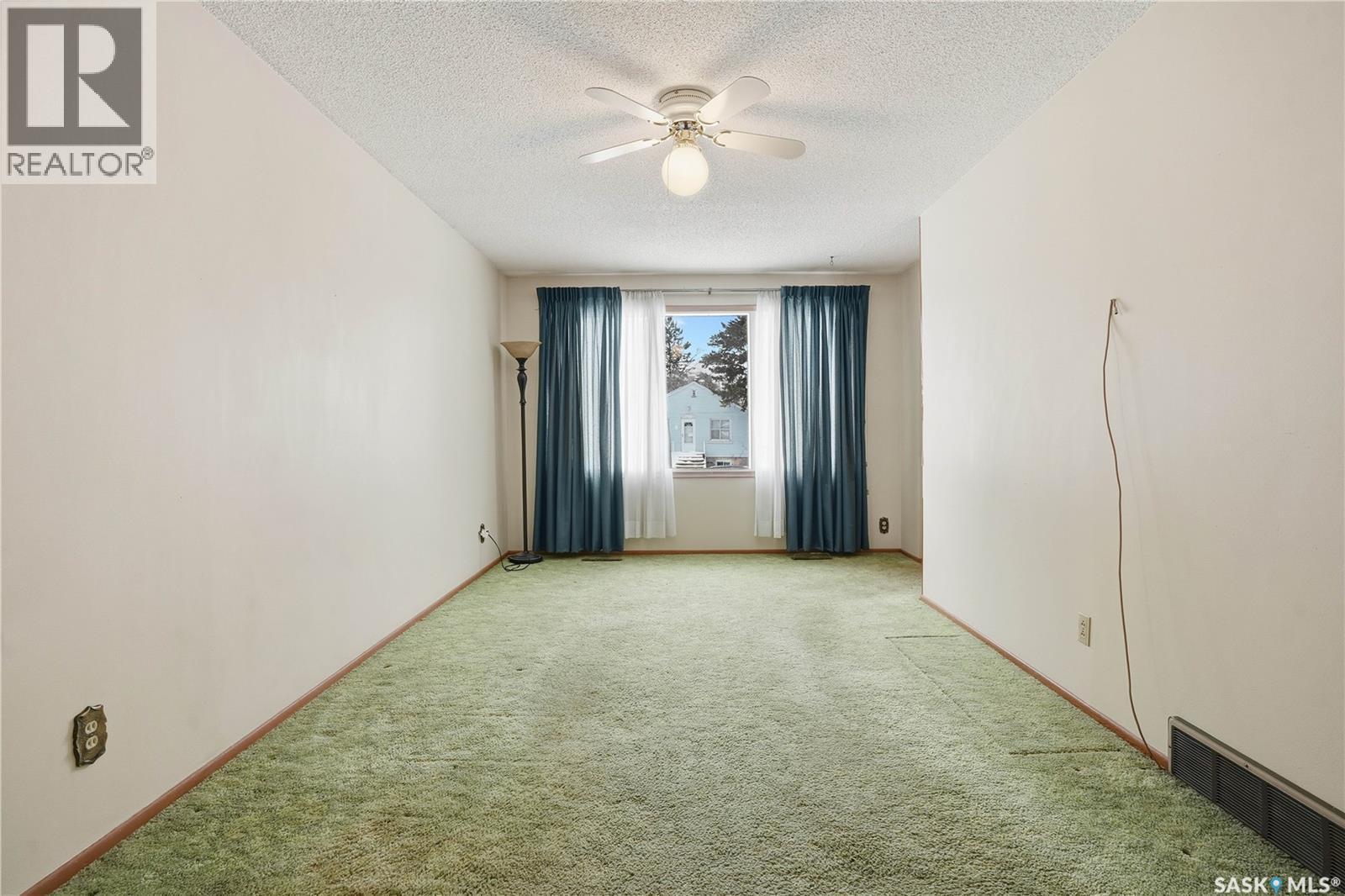 2269 Reynolds Street, Regina, SK - Indoor Photo Showing Other Room