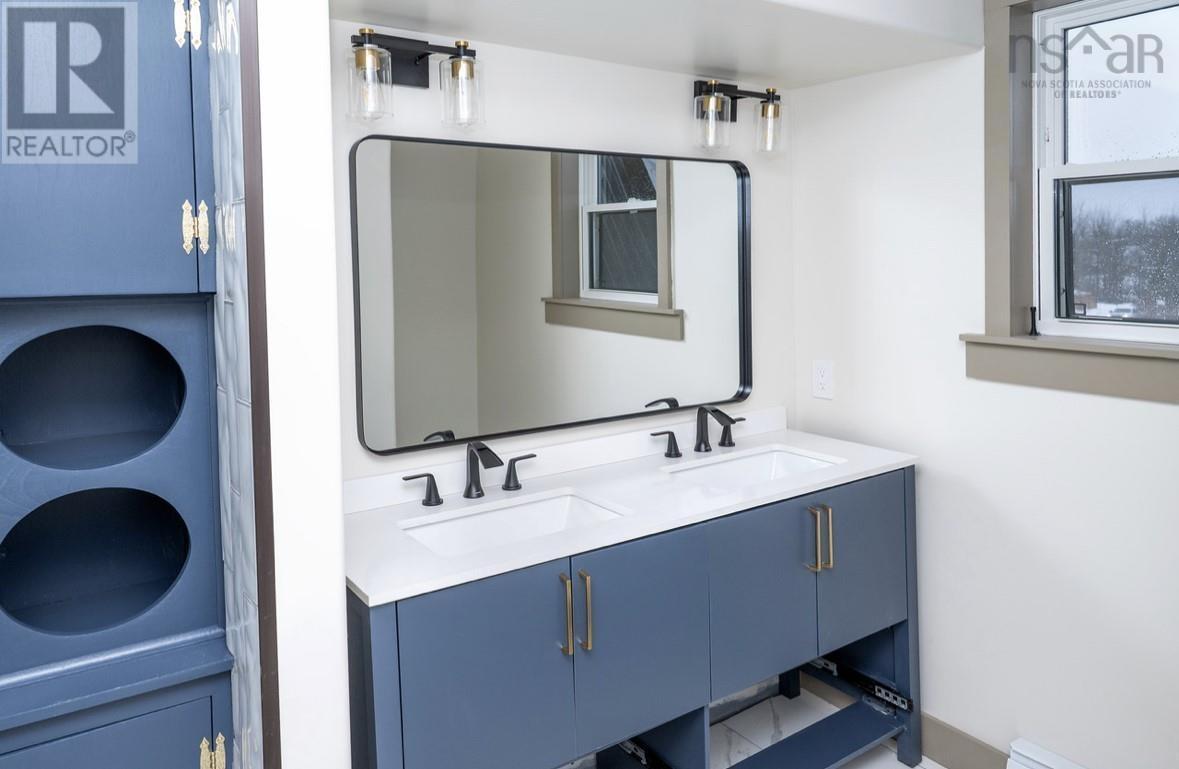 Bathroom - 49 Ocean Avenue, Dominion, NS - Indoor Photo Showing Bathroom