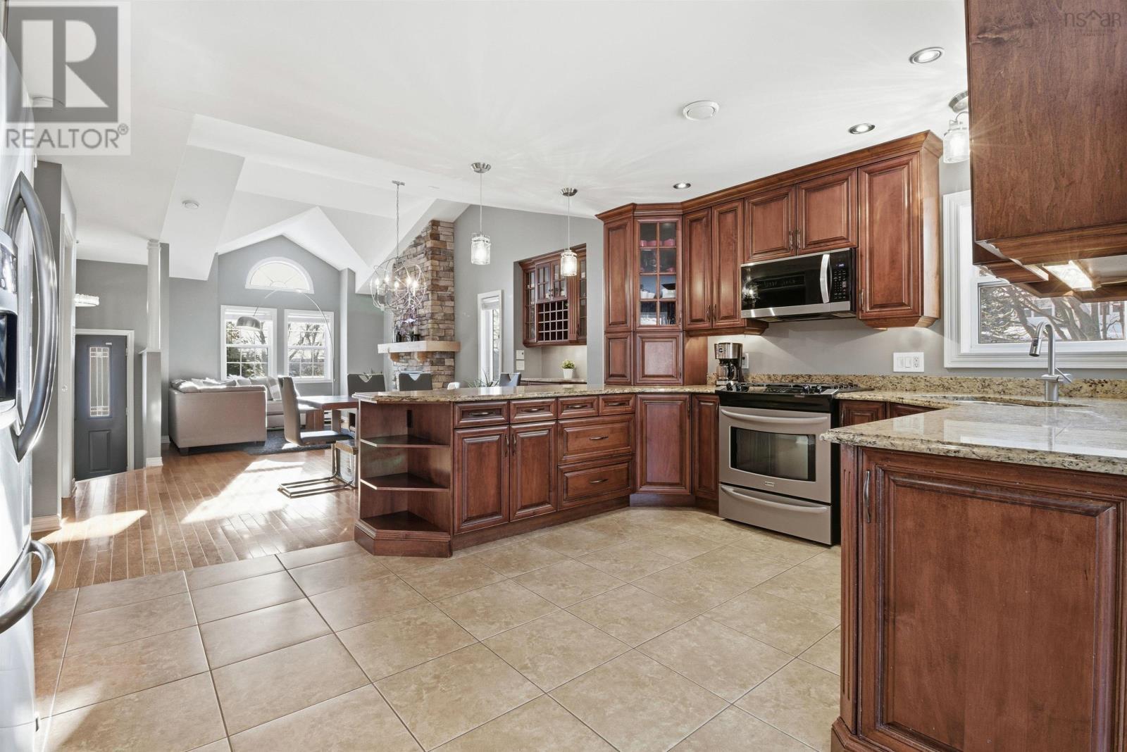 3 Lowe Court, Bedford, NS - Indoor Photo Showing Kitchen With Stainless Steel Kitchen With Upgraded Kitchen