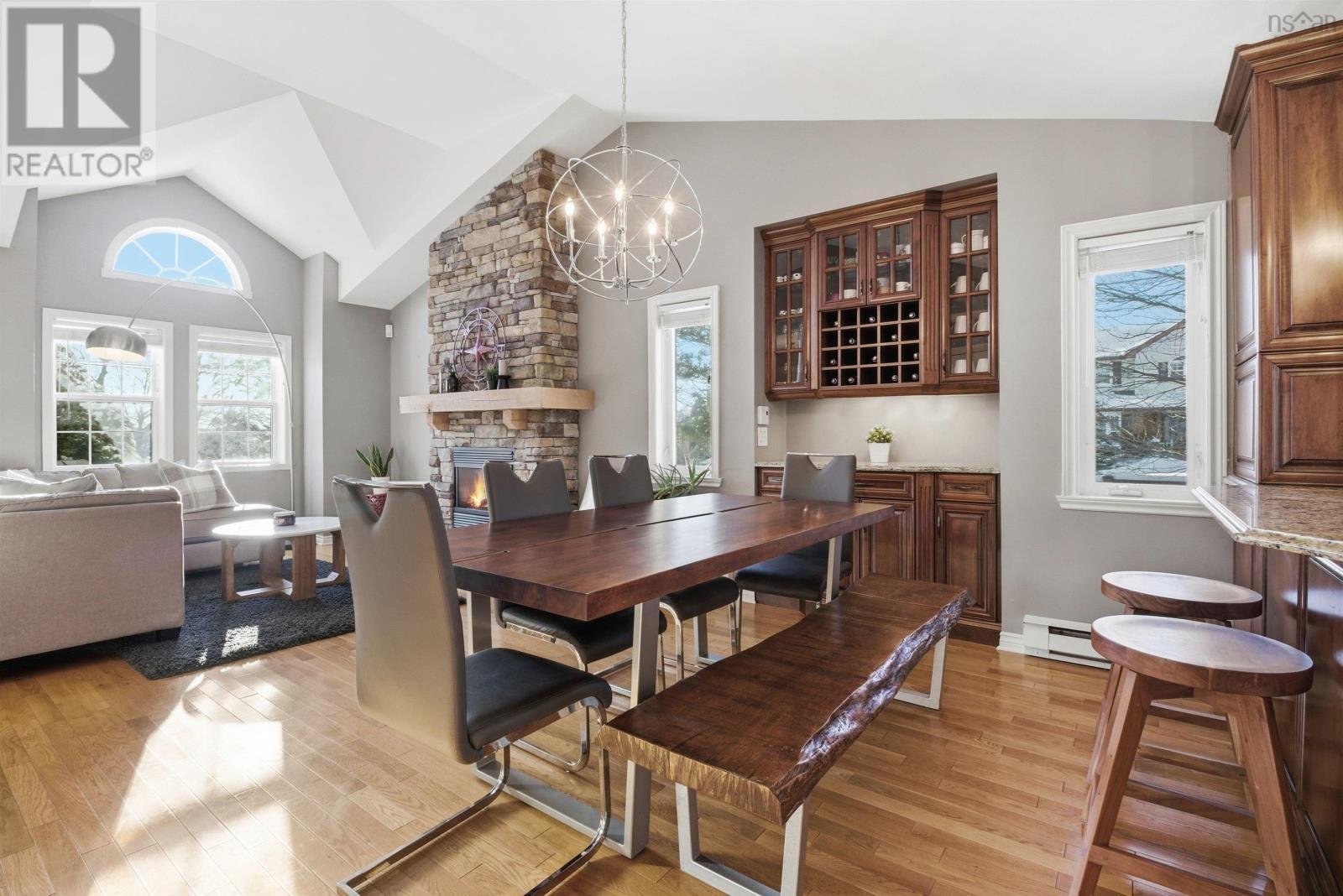 3 Lowe Court, Bedford, NS - Indoor Photo Showing Dining Room
