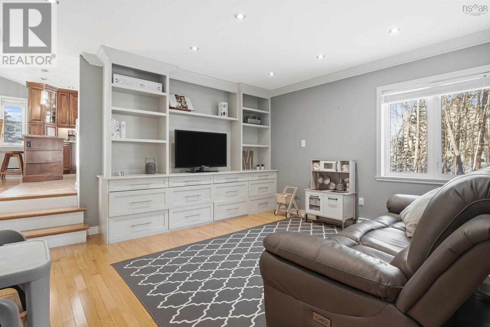 3 Lowe Court, Bedford, NS - Indoor