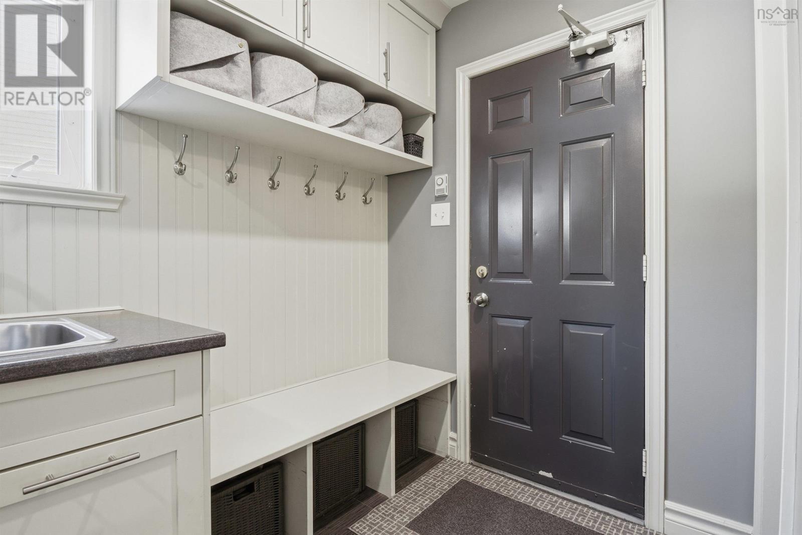 3 Lowe Court, Bedford, NS - Indoor