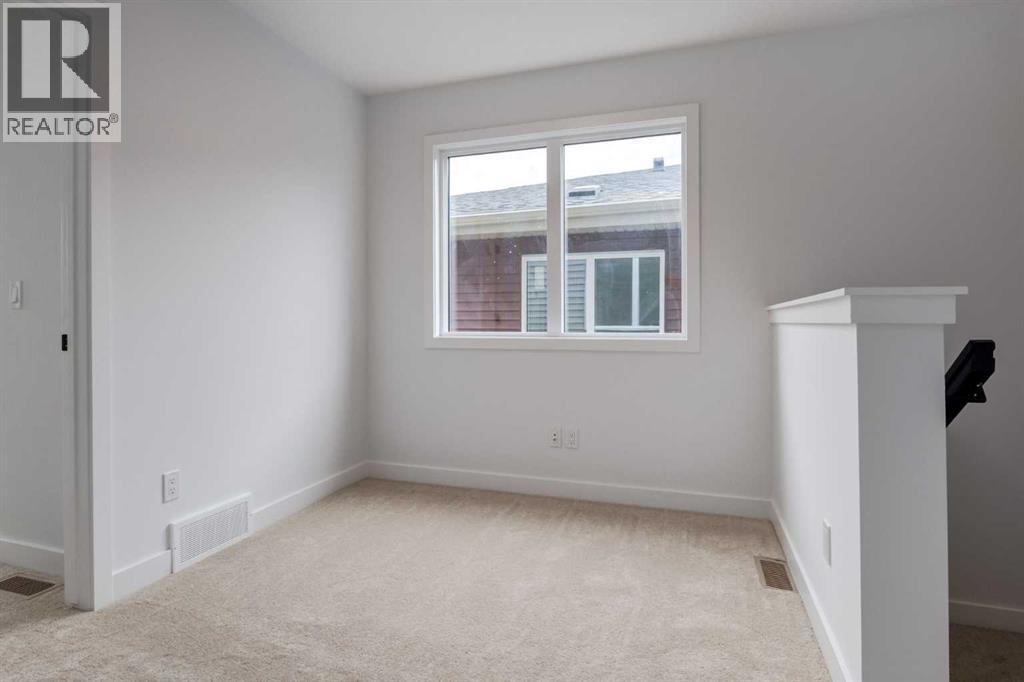 281 Cobblestone Gate, Airdrie, AB - Indoor Photo Showing Other Room