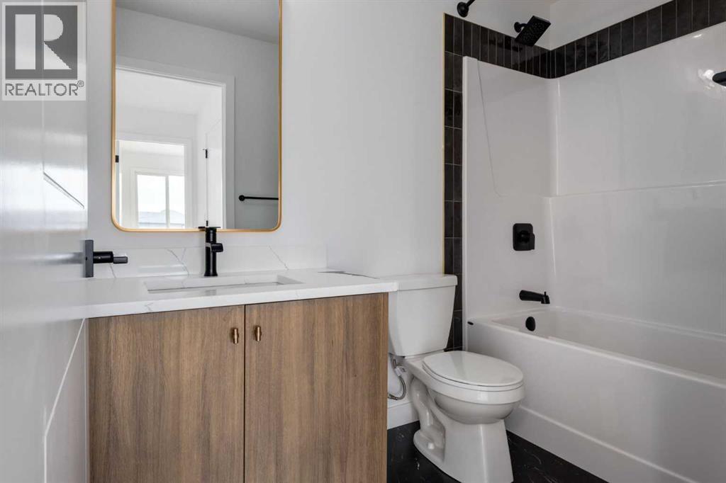 281 Cobblestone Gate, Airdrie, AB - Indoor Photo Showing Bathroom