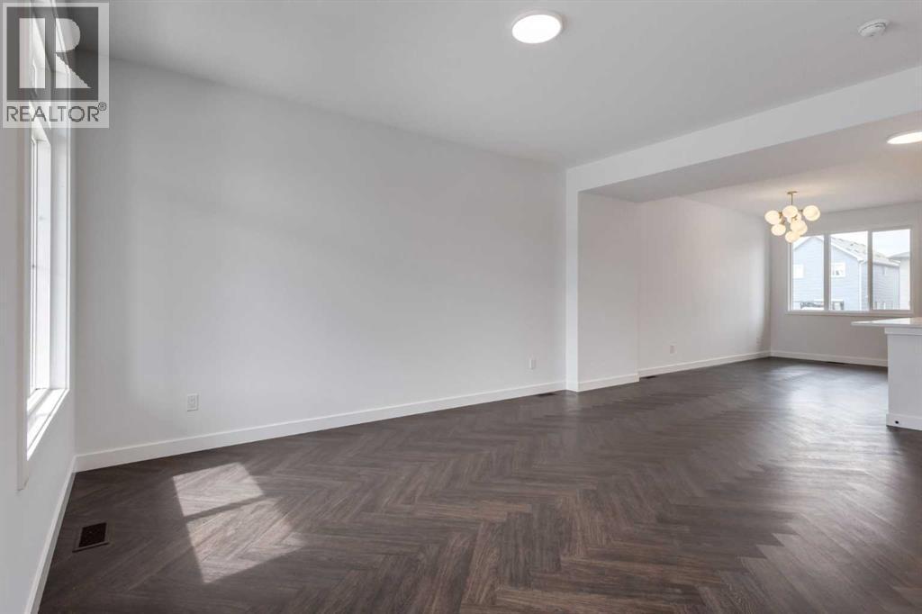 281 Cobblestone Gate, Airdrie, AB - Indoor Photo Showing Other Room