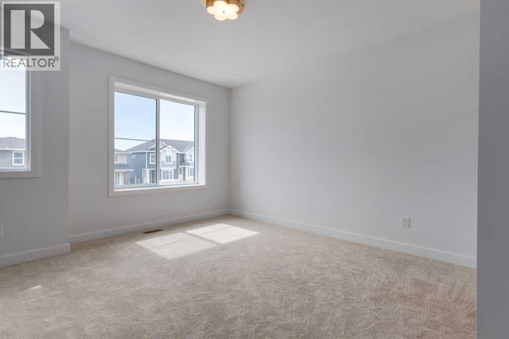 281 Cobblestone Gate, Airdrie, AB - Indoor Photo Showing Other Room
