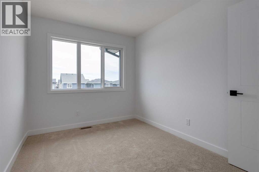 281 Cobblestone Gate, Airdrie, AB - Indoor Photo Showing Other Room