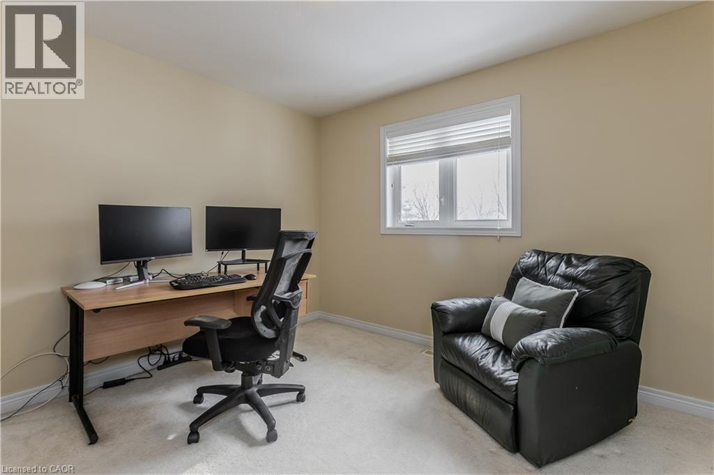 2055 Mountain Grove Avenue, Burlington, ON - Indoor Photo Showing Office