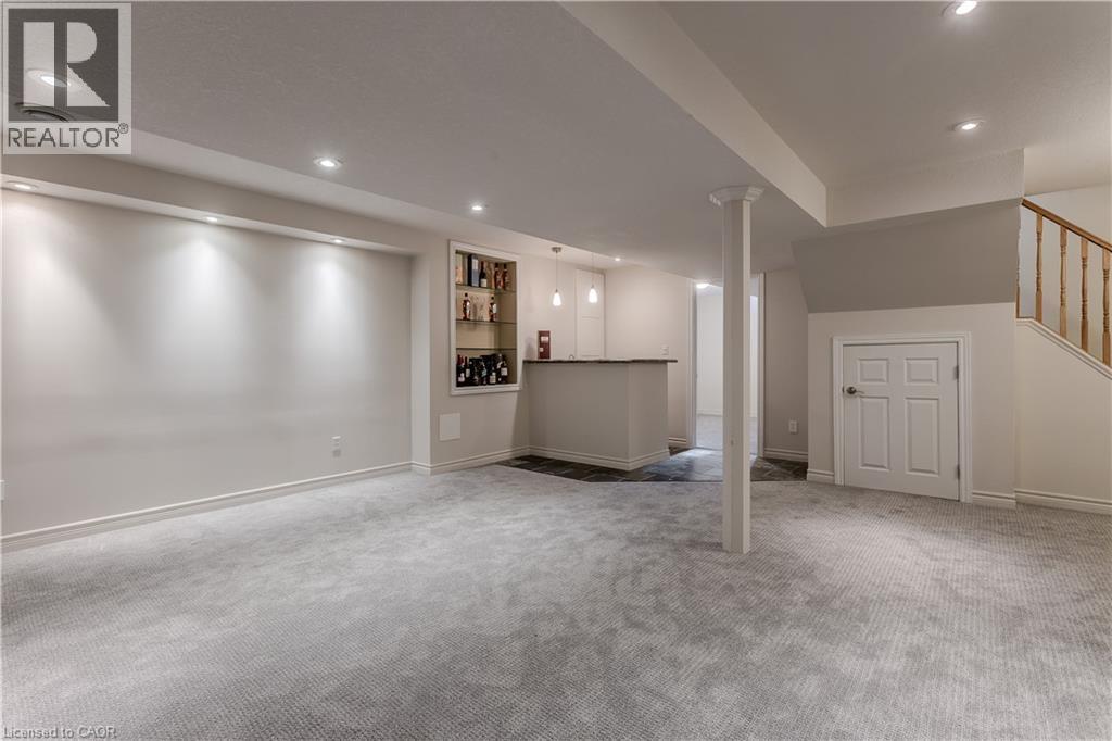 2055 Mountain Grove Avenue, Burlington, ON - Indoor