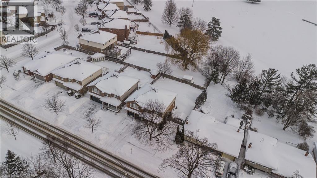 2055 Mountain Grove Avenue, Burlington, ON - Outdoor With View