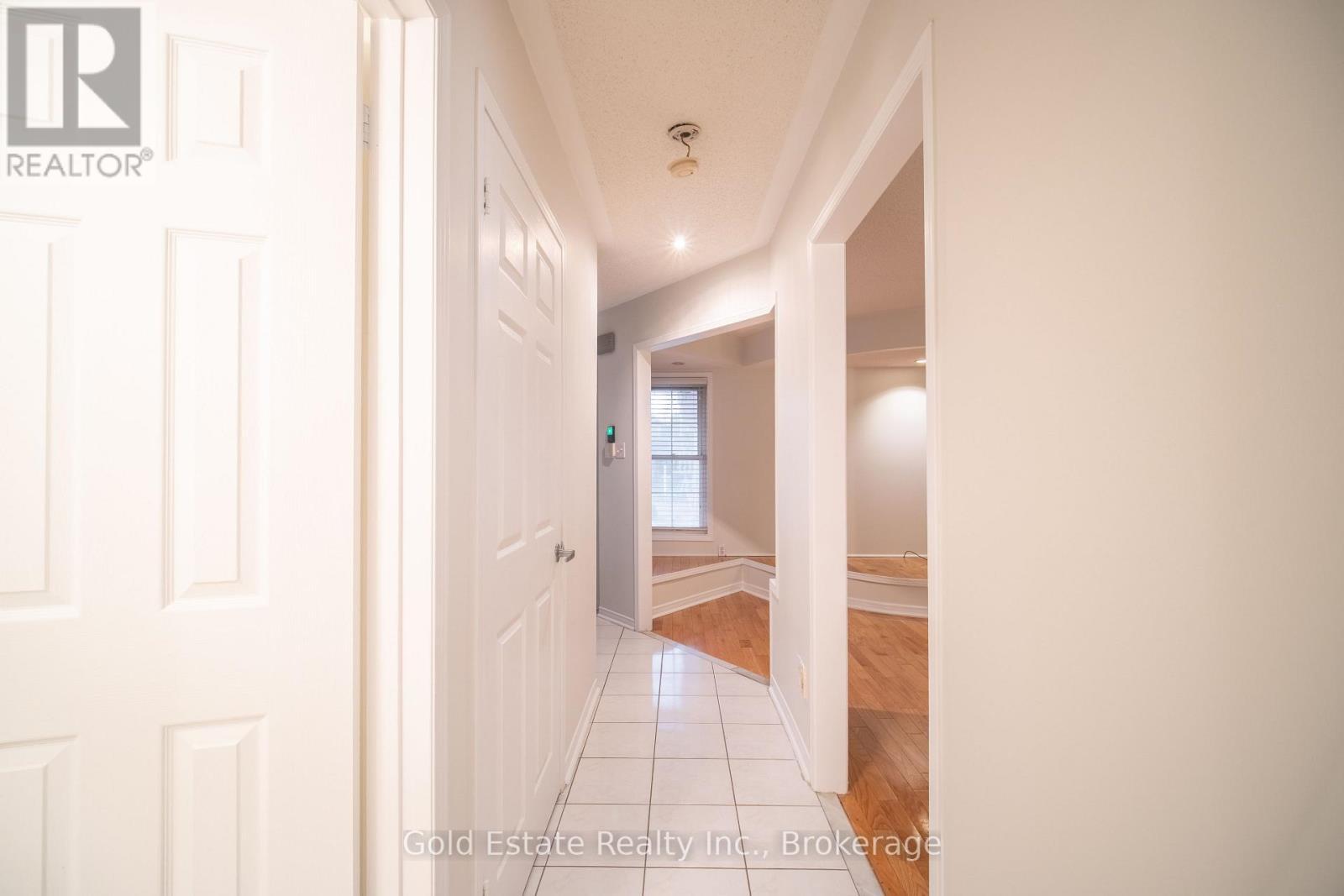 3850 Cedar Hedge Rise, Mississauga, ON - Indoor Photo Showing Other Room