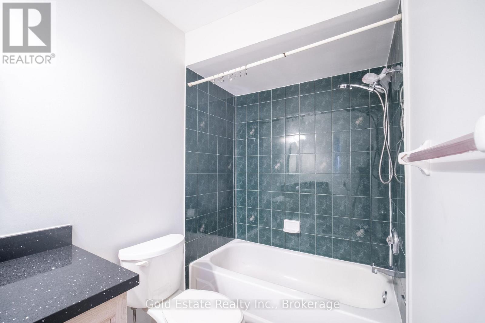 3850 Cedar Hedge Rise, Mississauga, ON - Indoor Photo Showing Bathroom