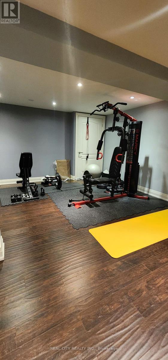 229 Kingsbridge Garden Circle, Mississauga, ON - Indoor