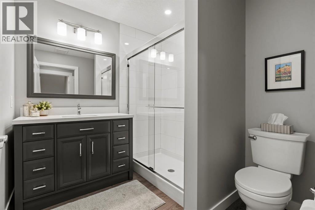 85 Mount Rae Heights, Okotoks, AB - Indoor Photo Showing Bathroom