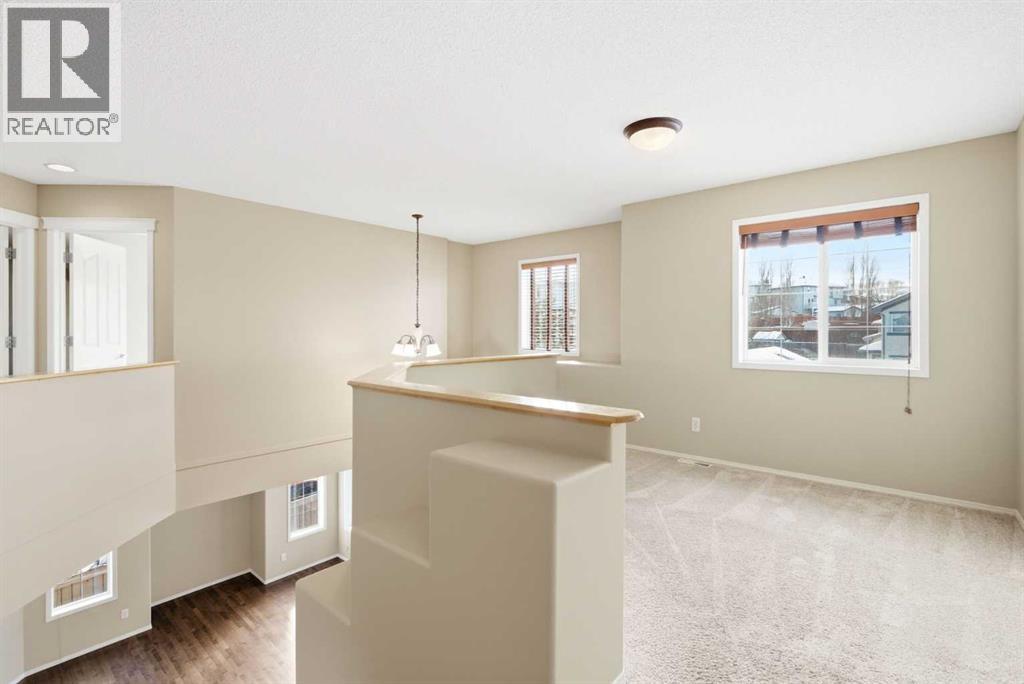 202 Panamount Court Nw, Calgary, AB - Indoor Photo Showing Other Room