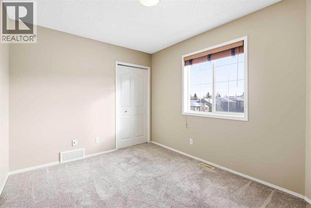 202 Panamount Court Nw, Calgary, AB - Indoor Photo Showing Other Room